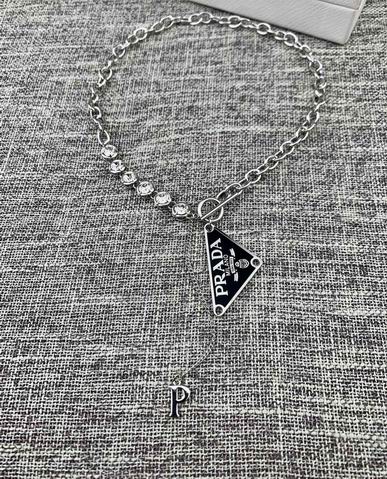 Prada necklace 05lyh23